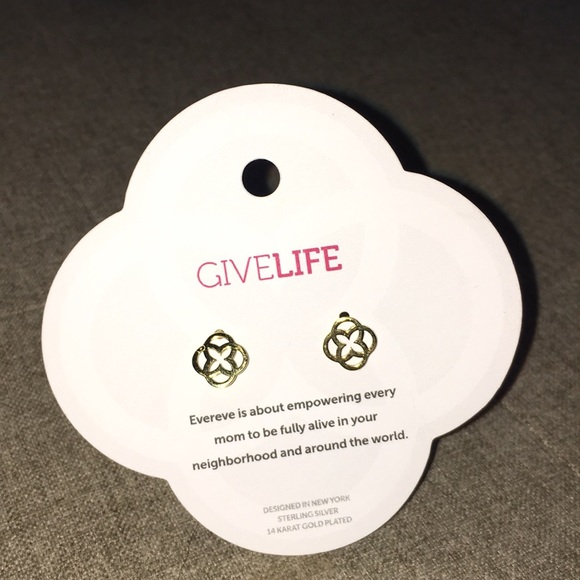 Evereve Jewelry - Gold Earings